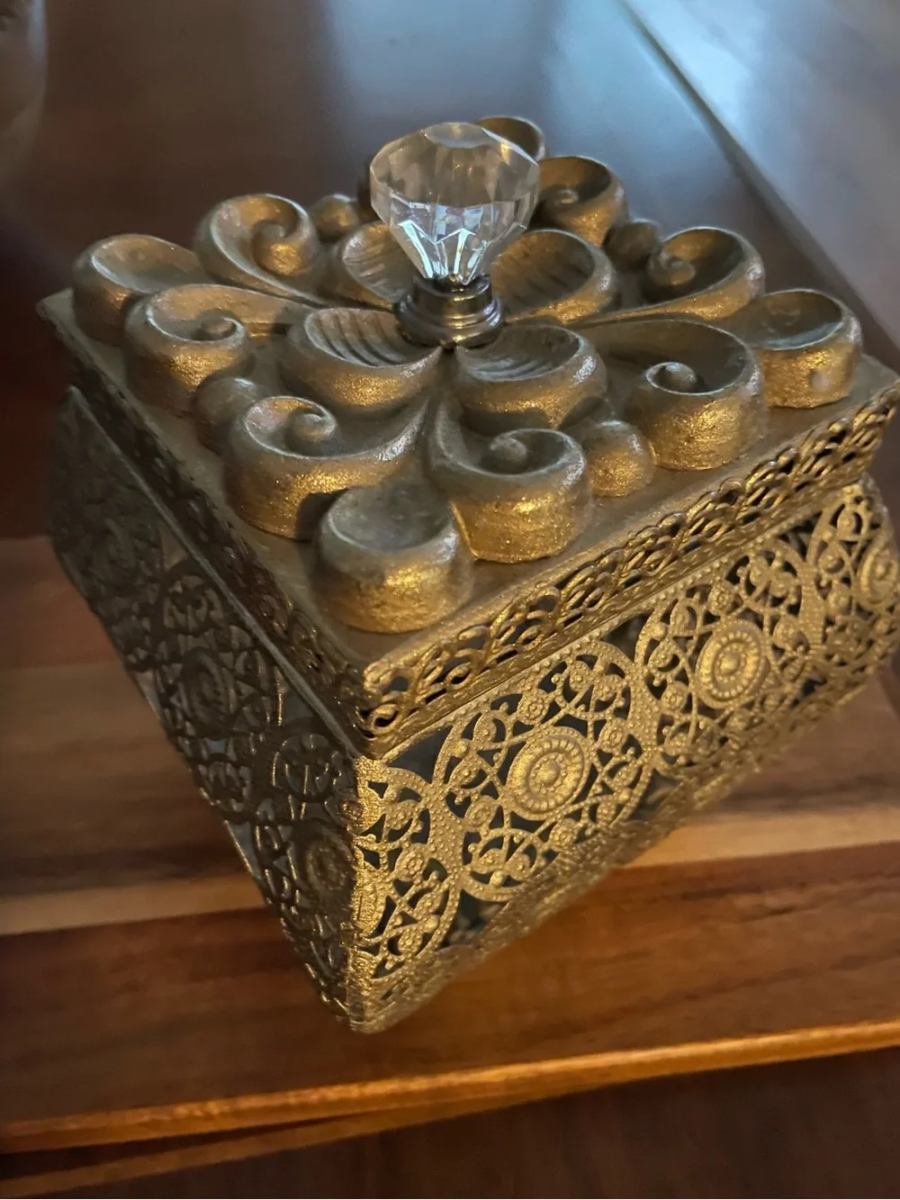 Decorative Gold Filigree Jewelry Box with Crystal Knob